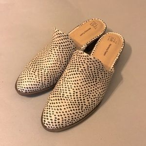 Ladies Time and Tru Shoes